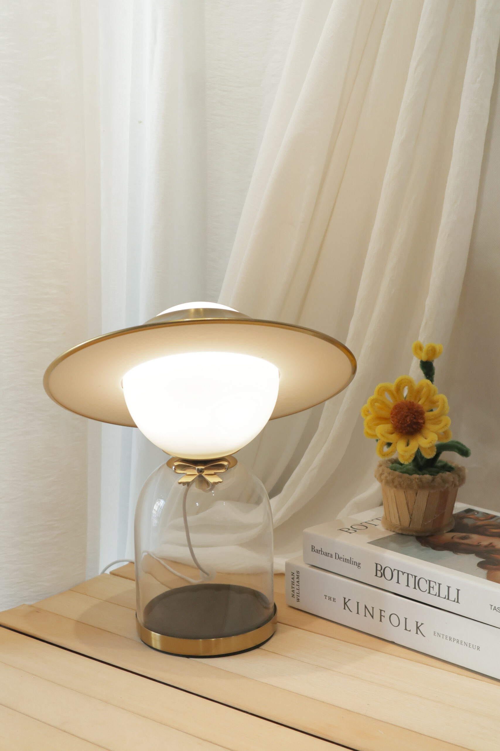 GOLDEN HAT LAMP - Image 5